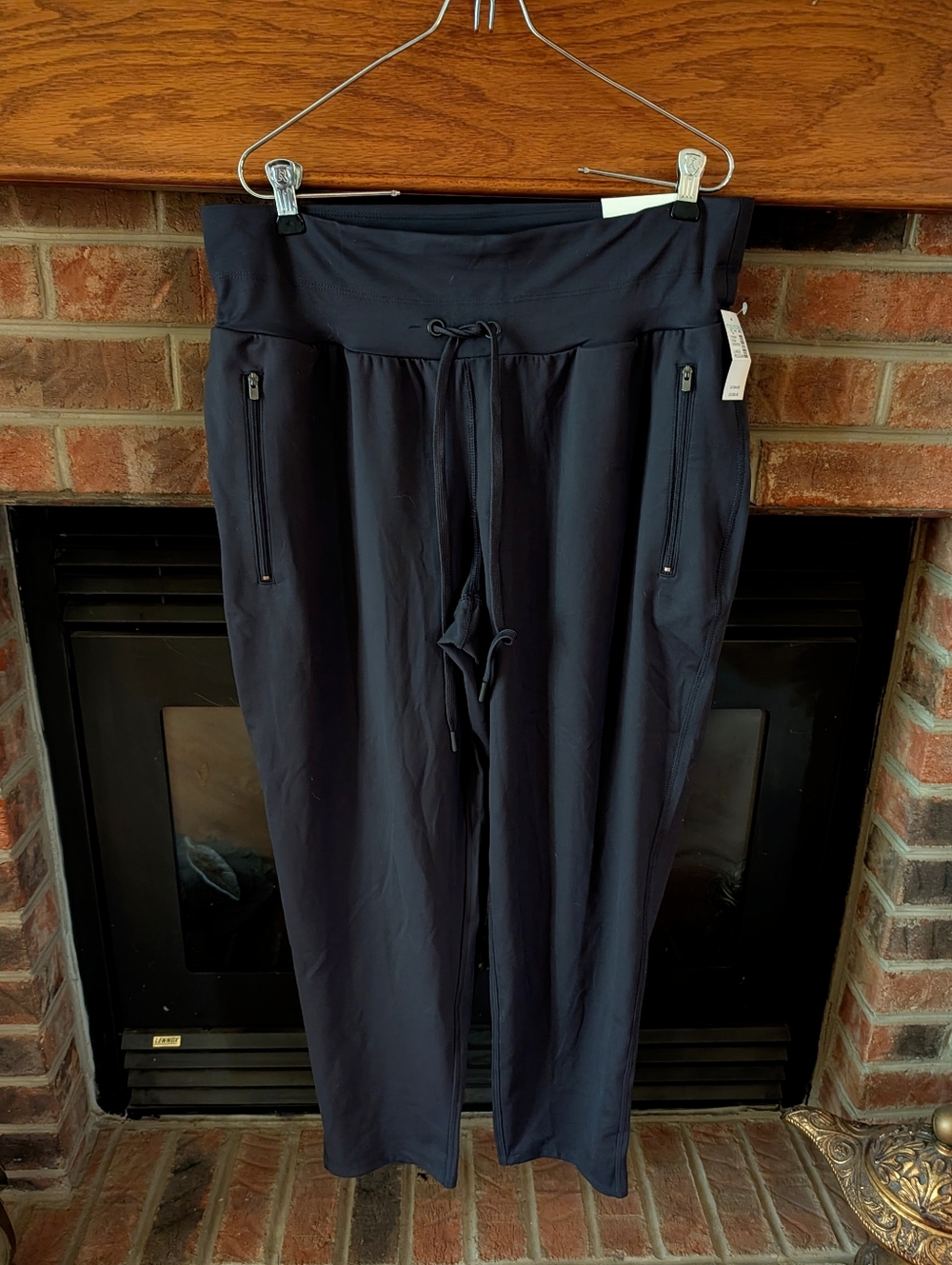 NWT Maurices Cropped Drawstring Waist Gray Active Lounge Pants Size Large